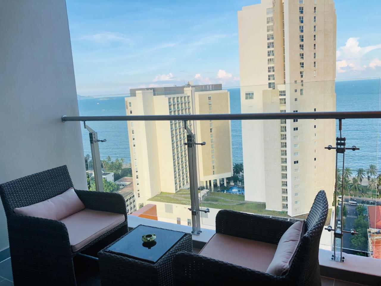 Atlantica Balcony Ocean View Serviced Apartment Nha Trang Exterior photo
