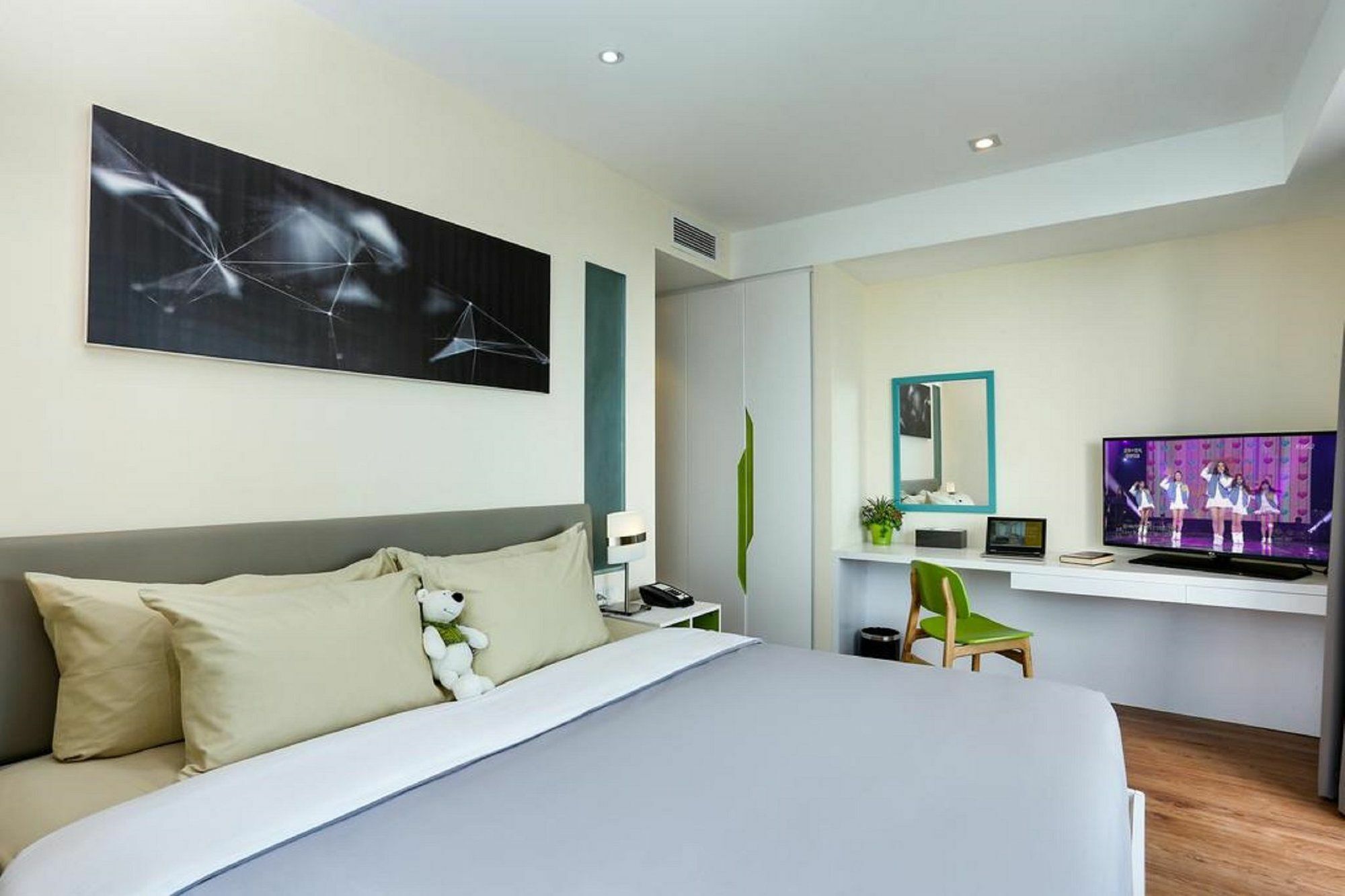 Atlantica Balcony Ocean View Serviced Apartment Nha Trang Exterior photo